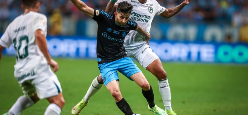 Vitória de 2 a 1 sobre o Goiás garante o Grêmio na próxima edição da Libertadores