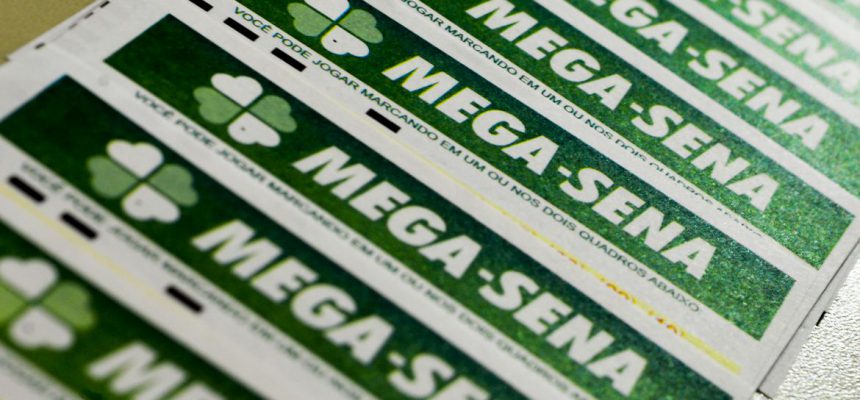 Mega-Sena acumula e próximo sorteio pode pagar R$ 105 milhões