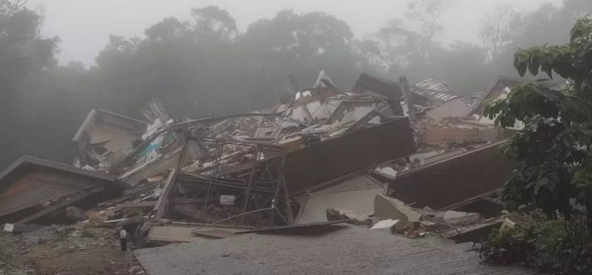 Prédio desaba em Gramado e diversos bairros do município apresentam rachaduras no solo